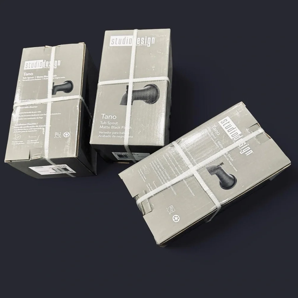 Tano by Studio Design Matte Black Tub Spout